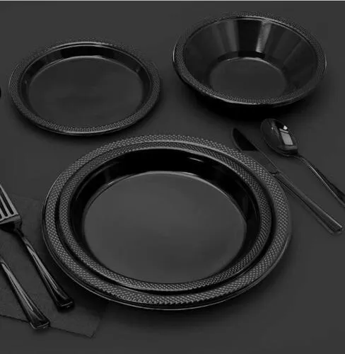 Cusine 9" Light Weight Black Plastic Plates