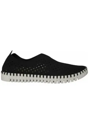 Ilse Jacobsen Hornbæk Tulip 139 Sneakers  | Black 001 Laser Cut Perforated Sneakers