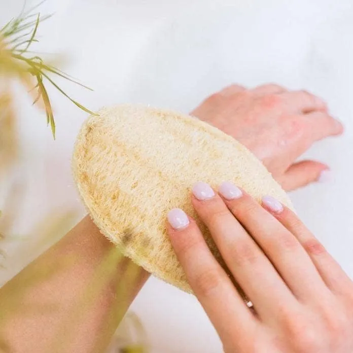 Large Exfoliating Loofah - Oval