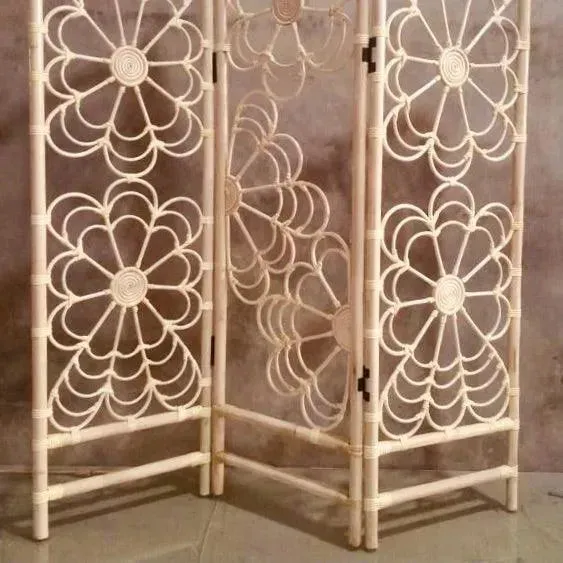 Loulou Rattan Paravan, Divider