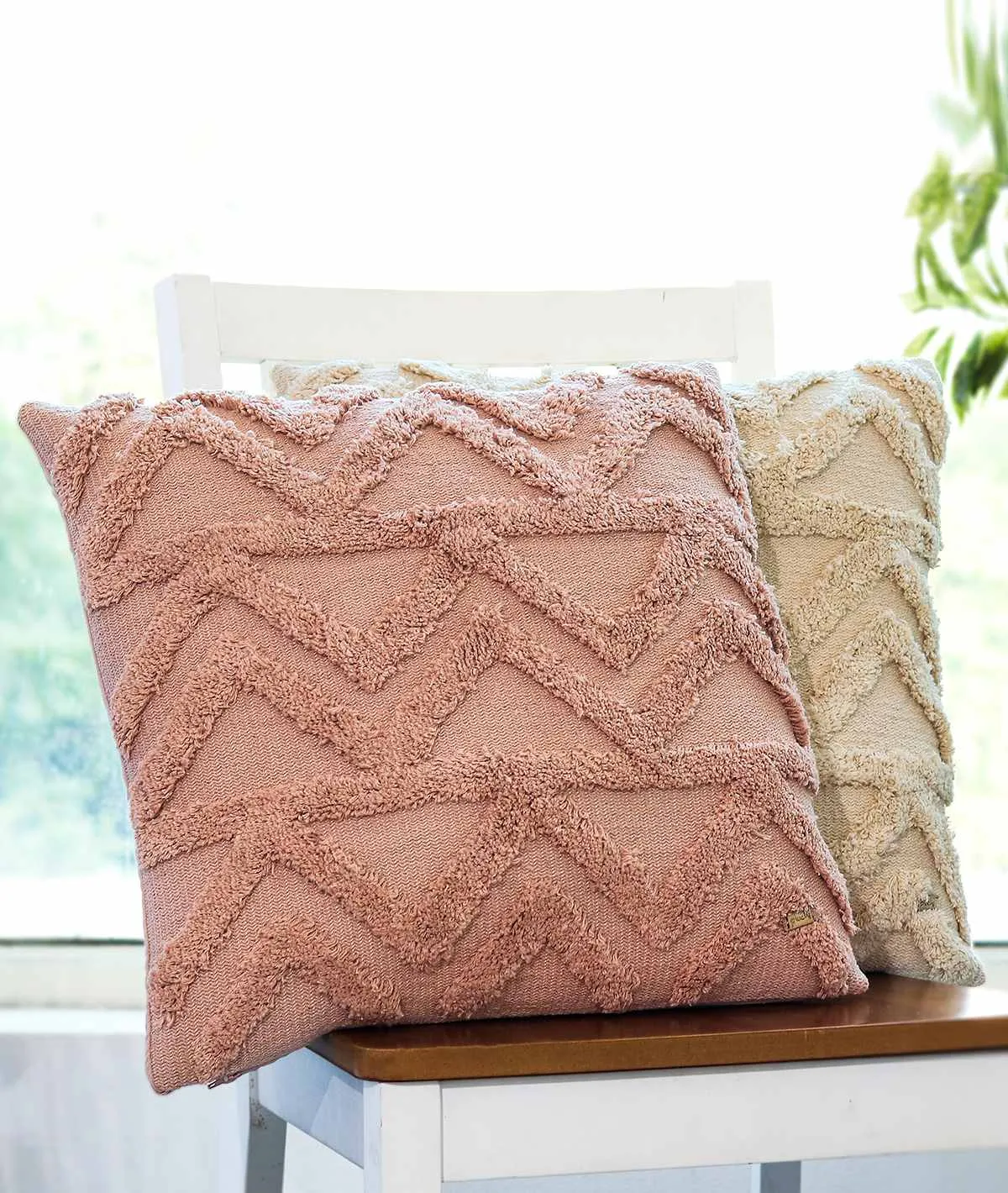 Ollie Cotton Knitted Decorative Cushion Cover  (Natural)